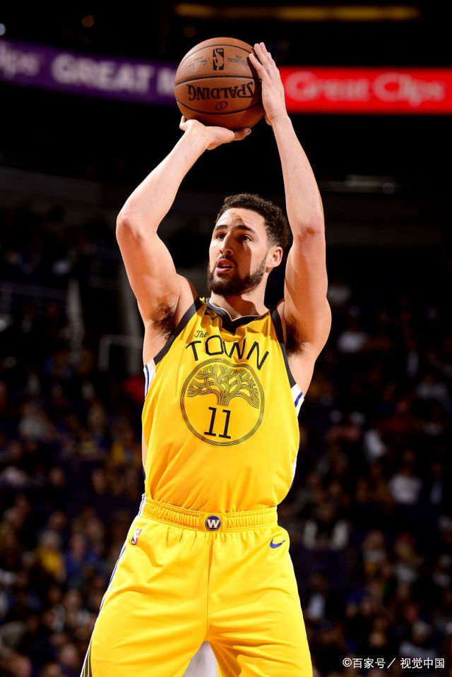 勇士队的进攻效率和防守效率大幅下降,但是失误率却有所下降